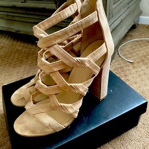 Tan 4 1/2 inch heel size 8
